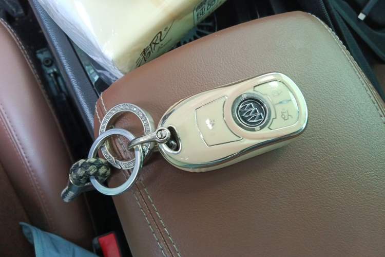 Used Buick Regal 2019 20T Elite Version China VI Standard Vehicle Key