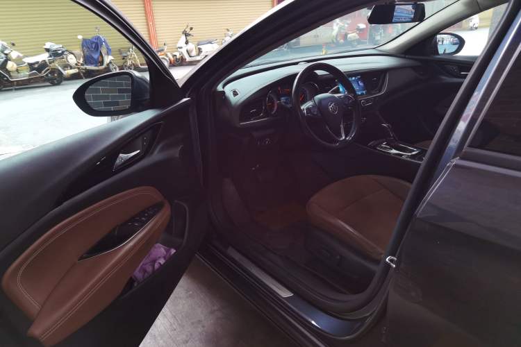 Used Buick Regal 2019 20T Elite Version China VI Standard Driver Seat