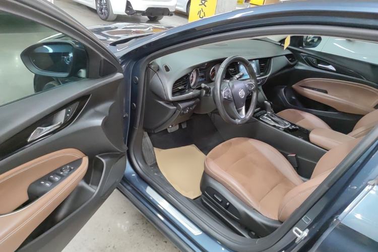 Used Buick Regal 2019 20T Elite Version China VI Standard Driver Seat