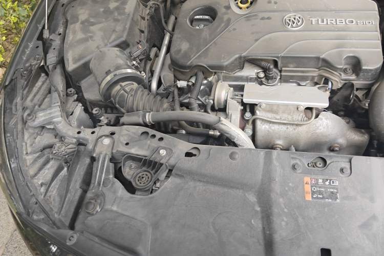 Used Buick Regal 2019 20T Luxury Model China VI Standard Engine Bay Right