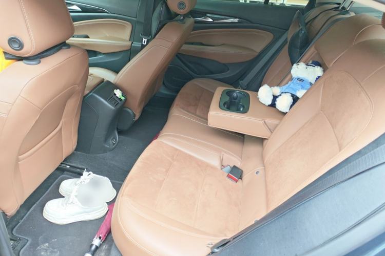 Used Buick Regal 2019 20T Elite Version China VI Standard Left Rear Seat