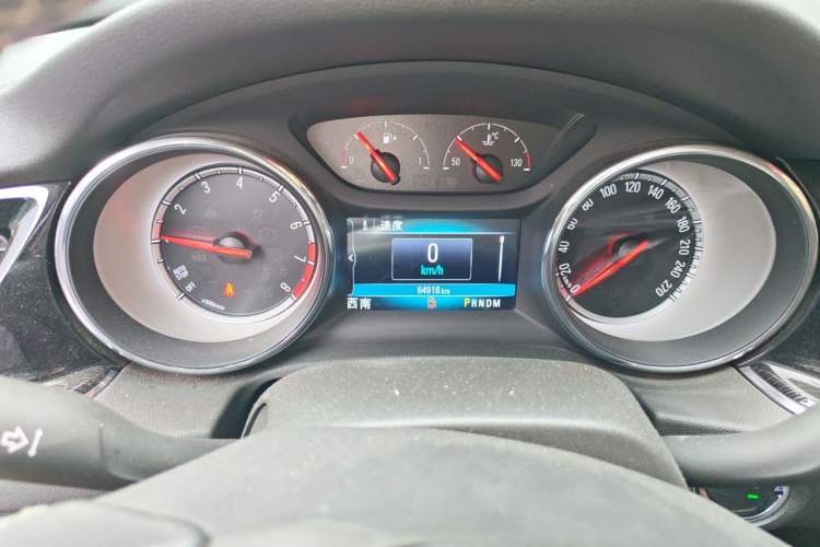 Used Buick Regal 2019 20T Elite Version China VI Standard Odometer Close Up