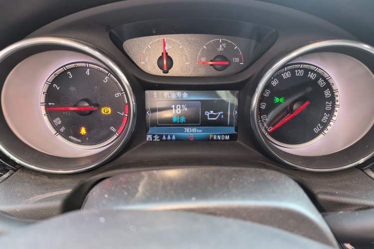 Used Buick Regal 2019 20T Elite Version China VI Standard Odometer Close Up