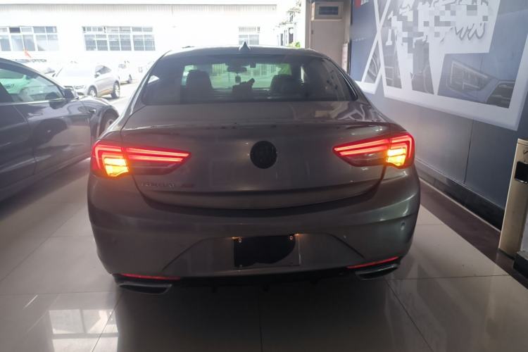 Used Buick Regal 2019 20T Elite Version China VI Standard Rear