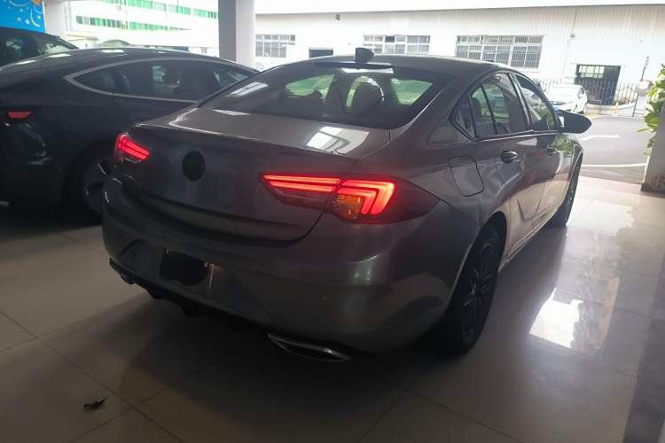Used Buick Regal 2019 20T Elite Version China VI Standard Rear Right 45 Deg
