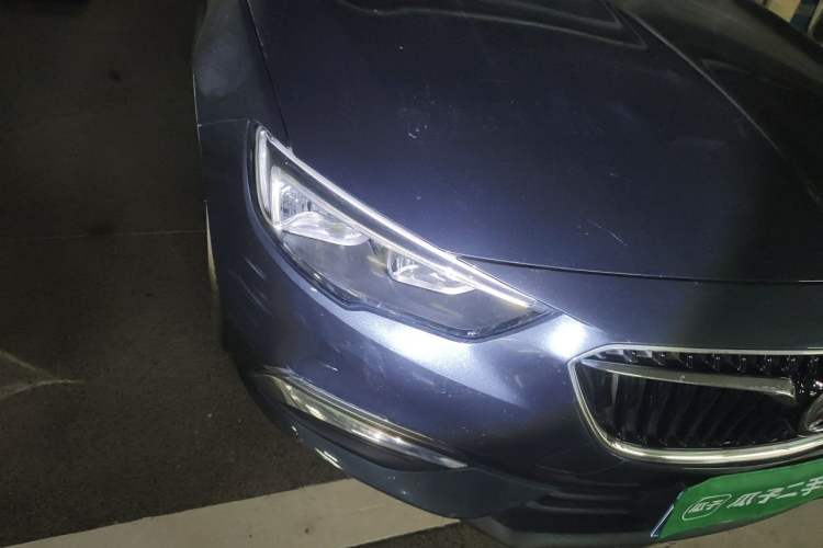 Used Buick Regal 2019 20T Elite Version China VI Standard Right Front Headlight