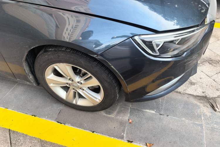 Used Buick Regal 2019 20T Elite Version China VI Standard Right Front Wheel Hub