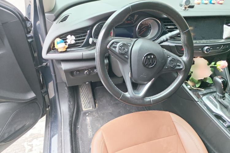 Used Buick Regal 2019 20T Elite Version China VI Standard Steering Wheel