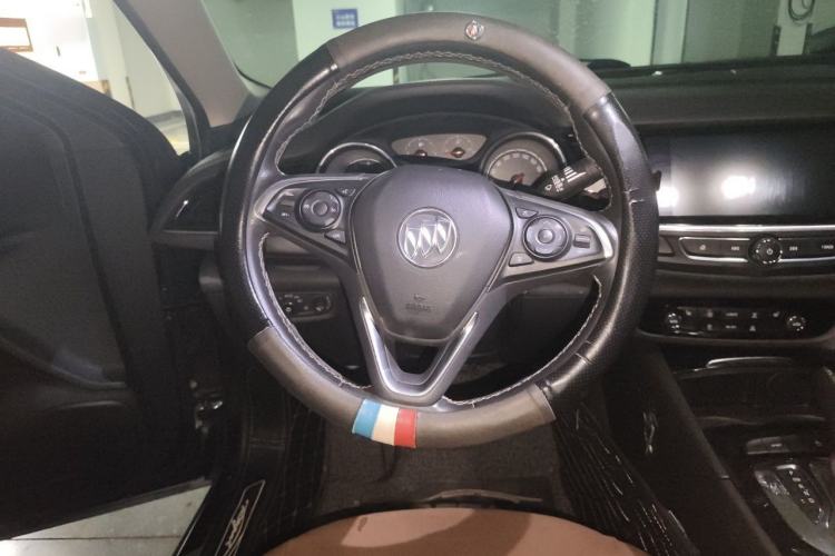 Used Buick Regal 2019 20T Elite Version China VI Standard Steering Wheel