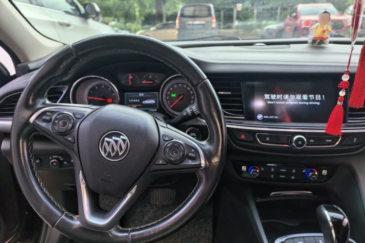Used Buick Regal 2019 20T Elite Version China VI Standard Steering Wheel