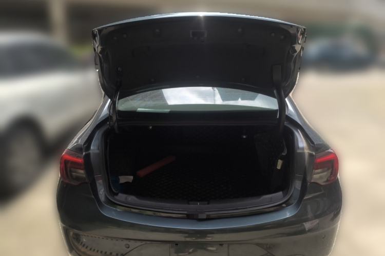Used Buick Regal 2019 20T Elite Version China VI Standard Trunk