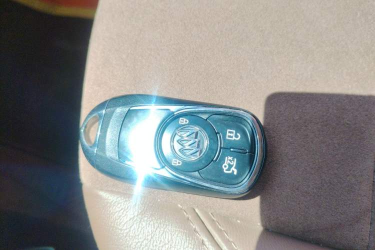 Used Buick Regal 2019 20T Elite Version China VI Standard Vehicle Key