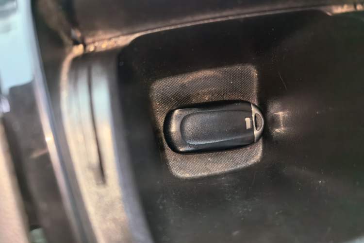 Used Buick Regal 2019 20T Elite Version China VI Standard Vehicle Key