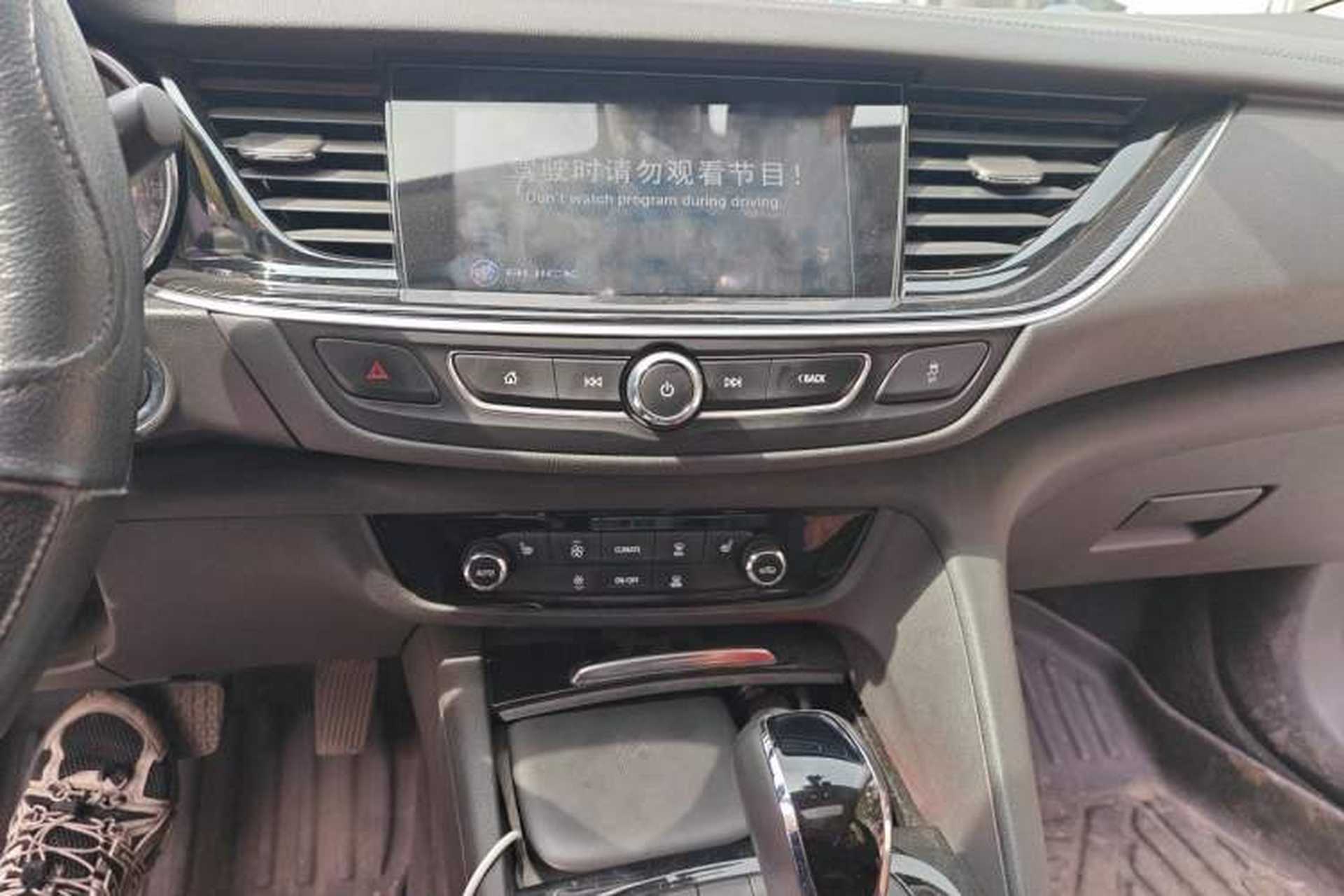 Used Buick Regal 2019 Revised 20T Luxury Version China VI Standard Audio And AC Panel