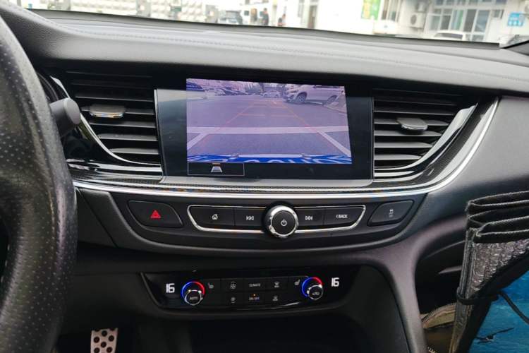 Used Buick Regal 2019 GS 28T Elite Model China VI Standard Audio And AC Panel