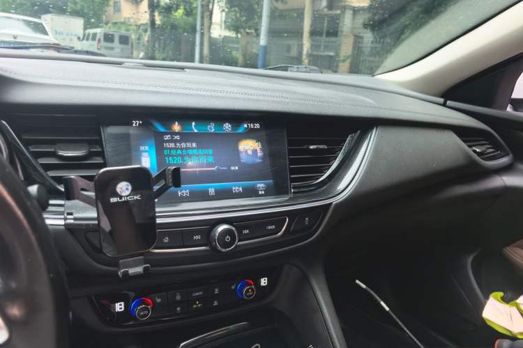 Used Buick Regal 2019 20T Elite Version China VI Standard Audio And AC Panel