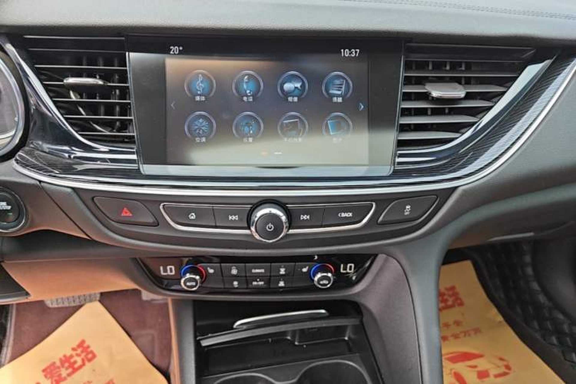 Used Buick Regal 2019 20T Elite Version China VI Standard Audio And AC Panel