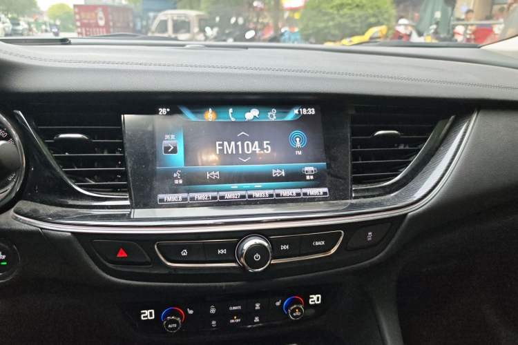 Used Buick Regal 2019 Revised 20T Luxury Version China VI Standard Audio And AC Panel
