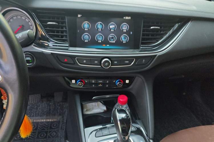 Used Buick Regal 2019 20T Elite Version China VI Standard Audio And AC Panel
