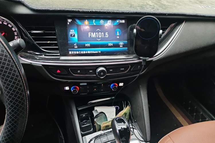 Used Buick Regal 2019 20T Luxury Model China VI Standard Audio And AC Panel