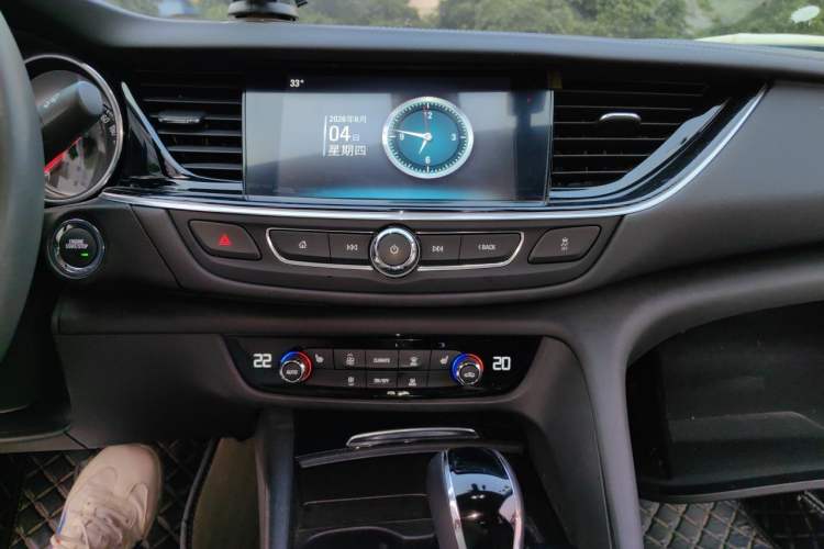 Used Buick Regal 2019 20T Elite Version China VI Standard Audio And AC Panel
