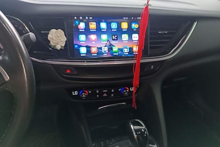 Used Buick Regal 2019 20T Elite Version China VI Standard Audio And AC Panel