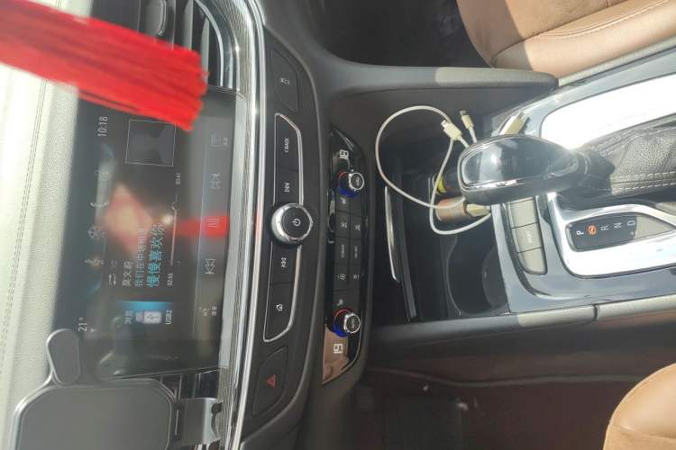 Used Buick Regal 2019 20T Elite Version China VI Standard Audio And AC Panel