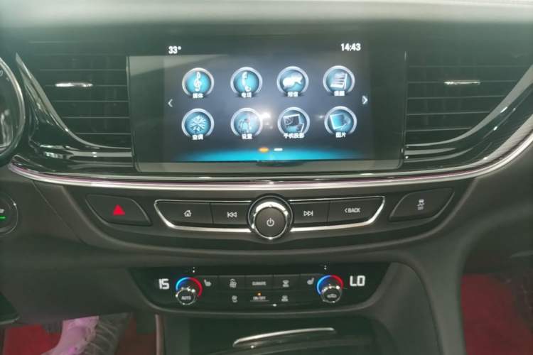 Used Buick Regal 2019 20T Elite Version China VI Standard Audio And AC Panel