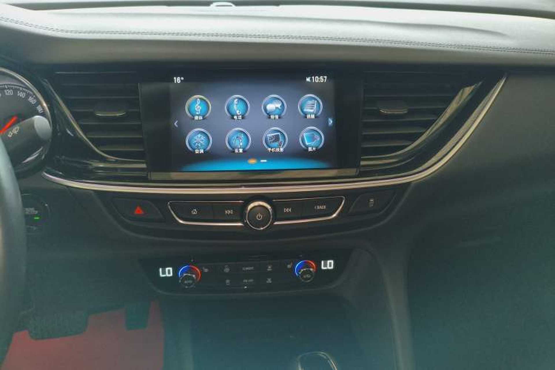 Used Buick Regal 2019 20T Elite Version China VI Standard Audio And AC Panel