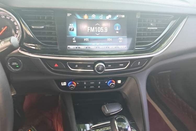 Used Buick Regal 2019 20T Luxury Model China VI Standard Audio And AC Panel