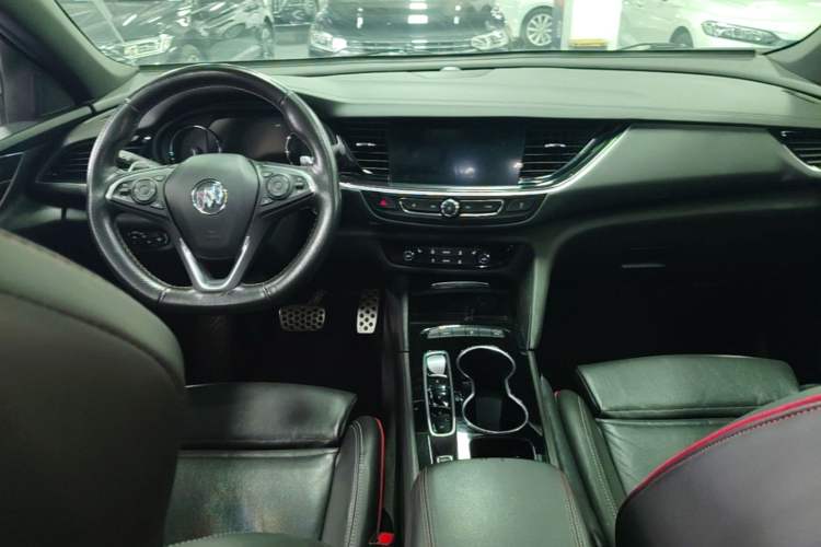Used Buick Regal 2019 GS 28T Elite Model China VI Standard Center Console