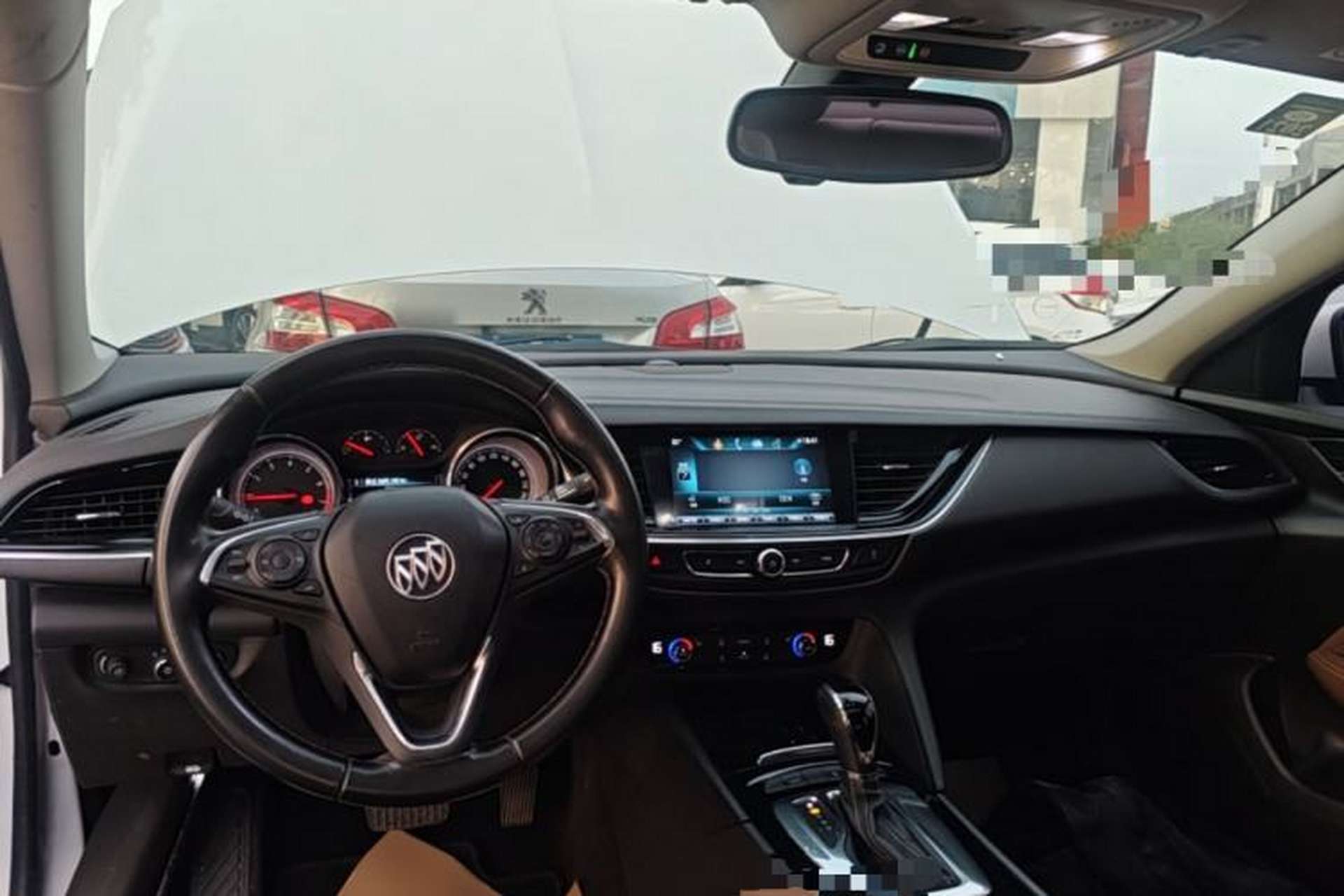 Used Buick Regal 2019 20T Luxury Model China VI Standard Center Console