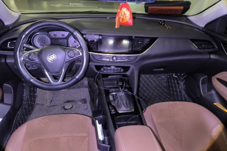 Used Buick Regal 2019 Revised 20T Luxury Version China VI Standard Center Console