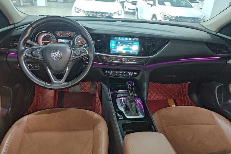 Used Buick Regal 2019 20T Elite Version China V Standard Center Console