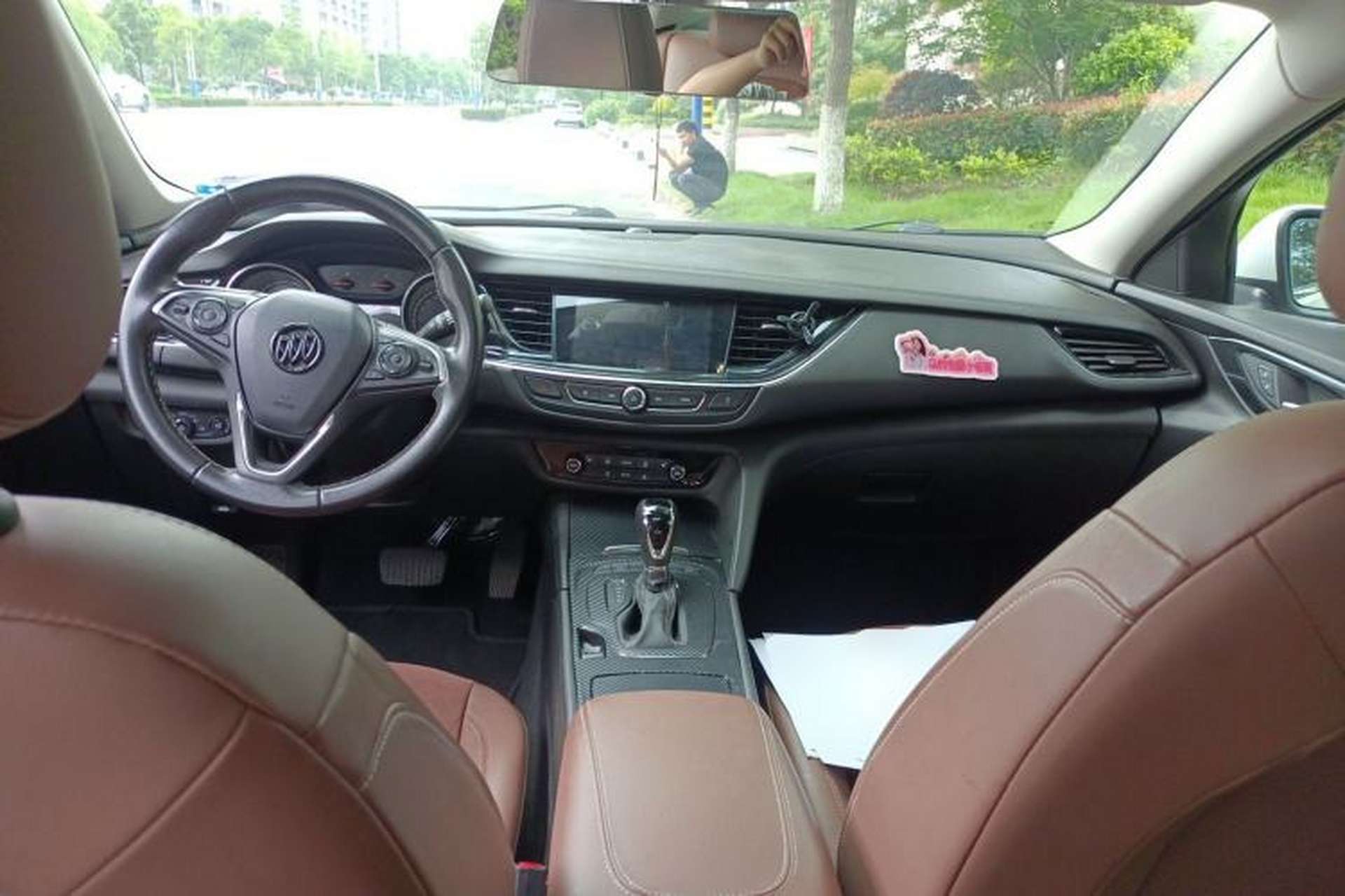 Used Buick Regal 2019 20T Elite Version China VI Standard Center Console