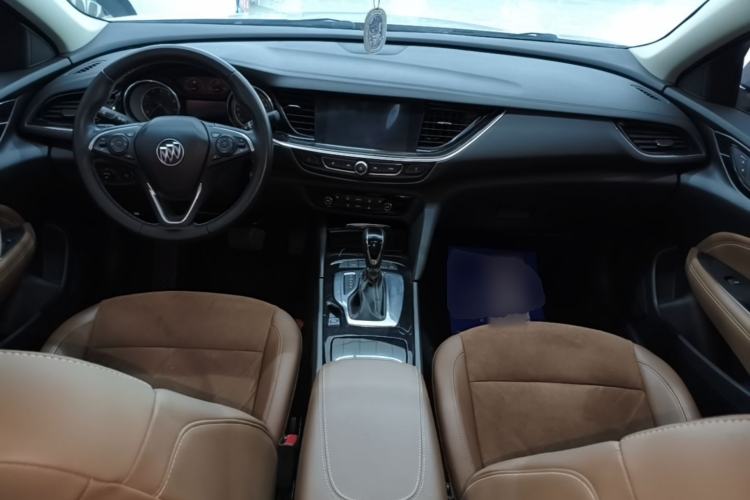 Used Buick Regal 2019 20T Elite Version China VI Standard Center Console