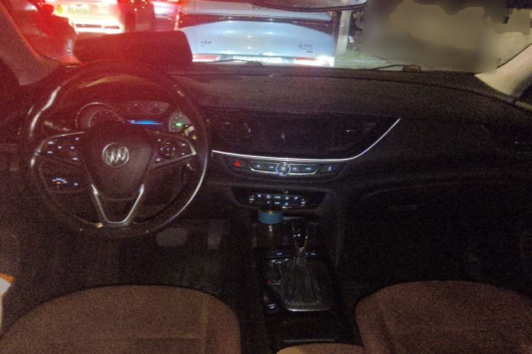 Used Buick Regal 2019 20T Luxury Model China VI Standard Center Console
