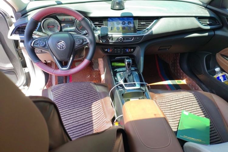 Used Buick Regal 2019 20T Elite Version China VI Standard Center Console