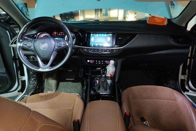 Used Buick Regal 2019 20T Elite Version China VI Standard Center Console