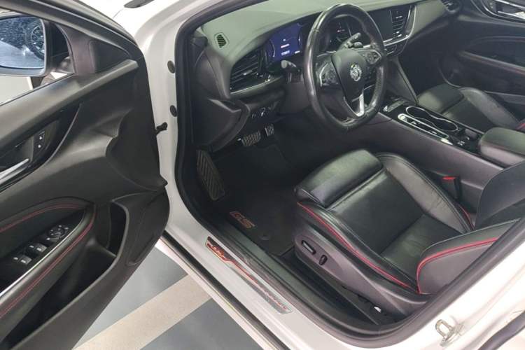 Used Buick Regal 2019 GS 28T Elite Model China VI Standard Driver Seat