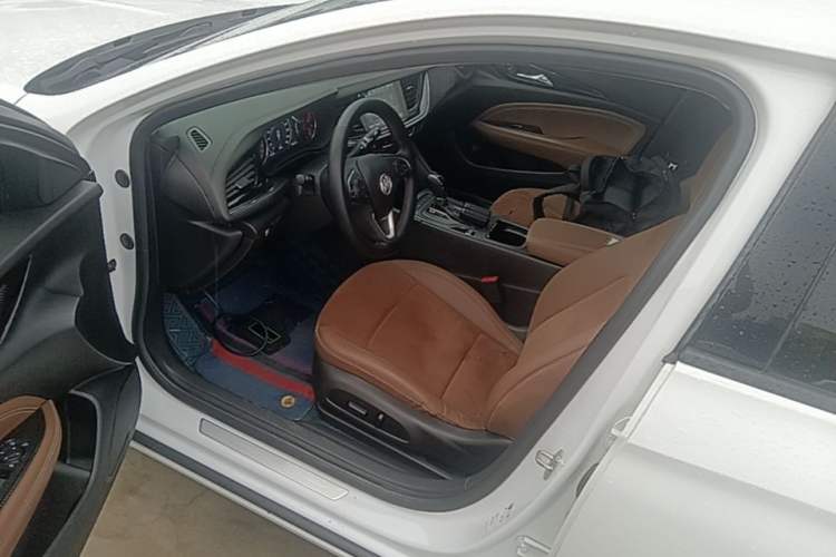 Used Buick Regal 2019 20T Elite Version China VI Standard Driver Seat