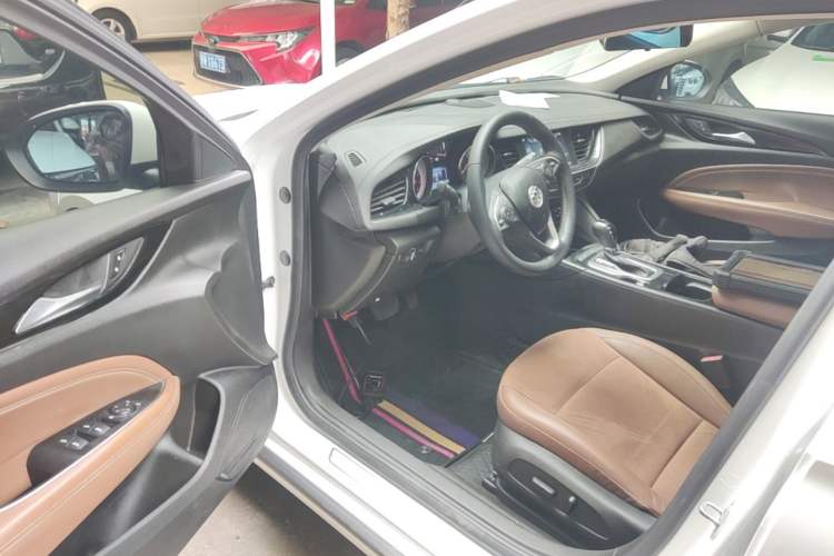 Used Buick Regal 2019 20T Elite Version China VI Standard Driver Seat
