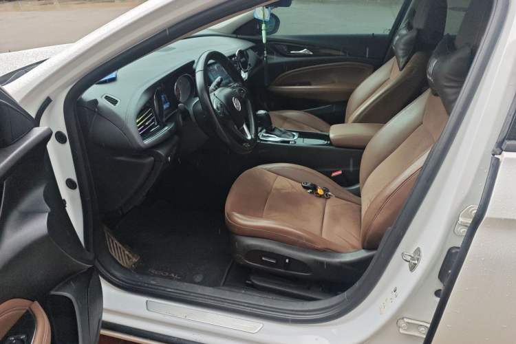 Used Buick Regal 2019 20T Elite Version China VI Standard Driver Seat