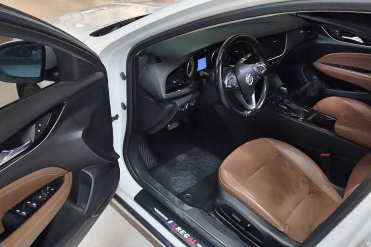 Used Buick Regal 2019 20T Elite Version China VI Standard Driver Seat