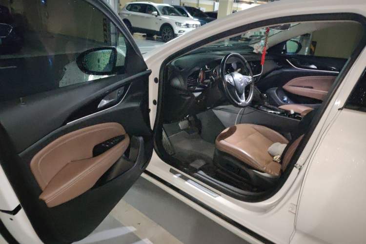 Used Buick Regal 2019 20T Elite Version China VI Standard Driver Seat