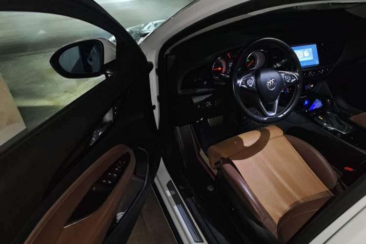 Used Buick Regal 2019 20T Elite Version China VI Standard Driver Seat