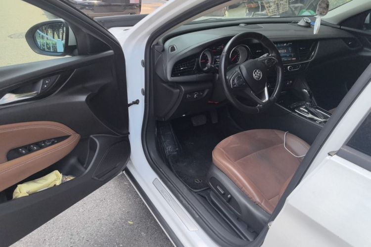 Used Buick Regal 2019 20T Luxury Model China VI Standard Driver Seat