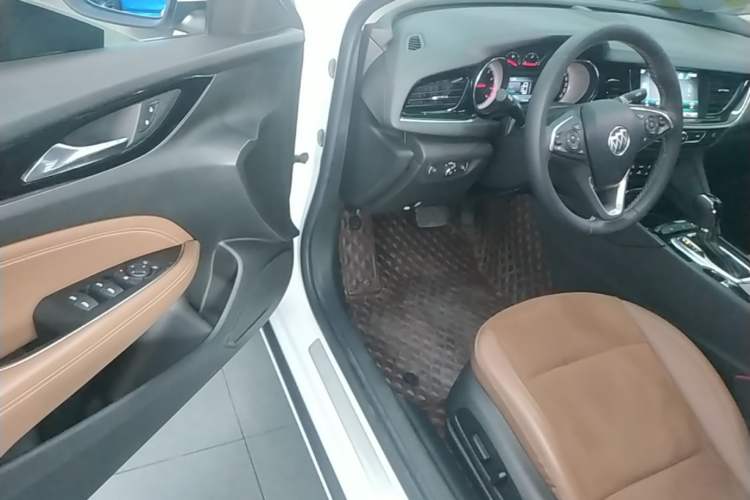 Used Buick Regal 2019 20T Elite Version China VI Standard Driver Seat