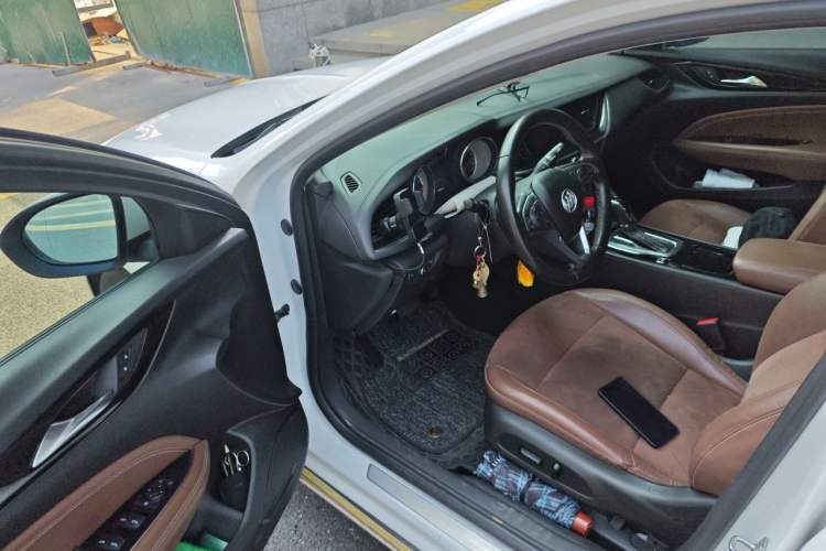 Used Buick Regal 2019 20T Elite Version China VI Standard Driver Seat