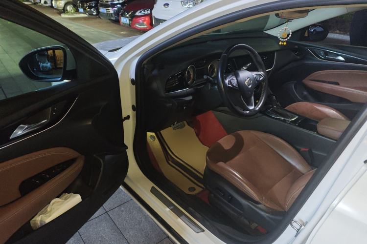 Used Buick Regal 2019 20T Elite Version China VI Standard Driver Seat